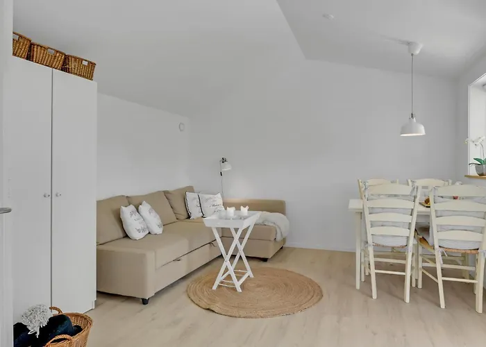 2 Bedroom Beautiful In *