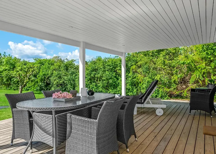 Дом отдыха 2 Bedroom Beautiful In *